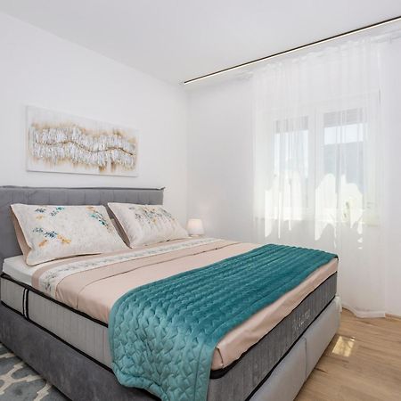 Brand New Apartment Close To The Beach, City Center And University Of Rijeka - Apartment Karlo Exterior photo