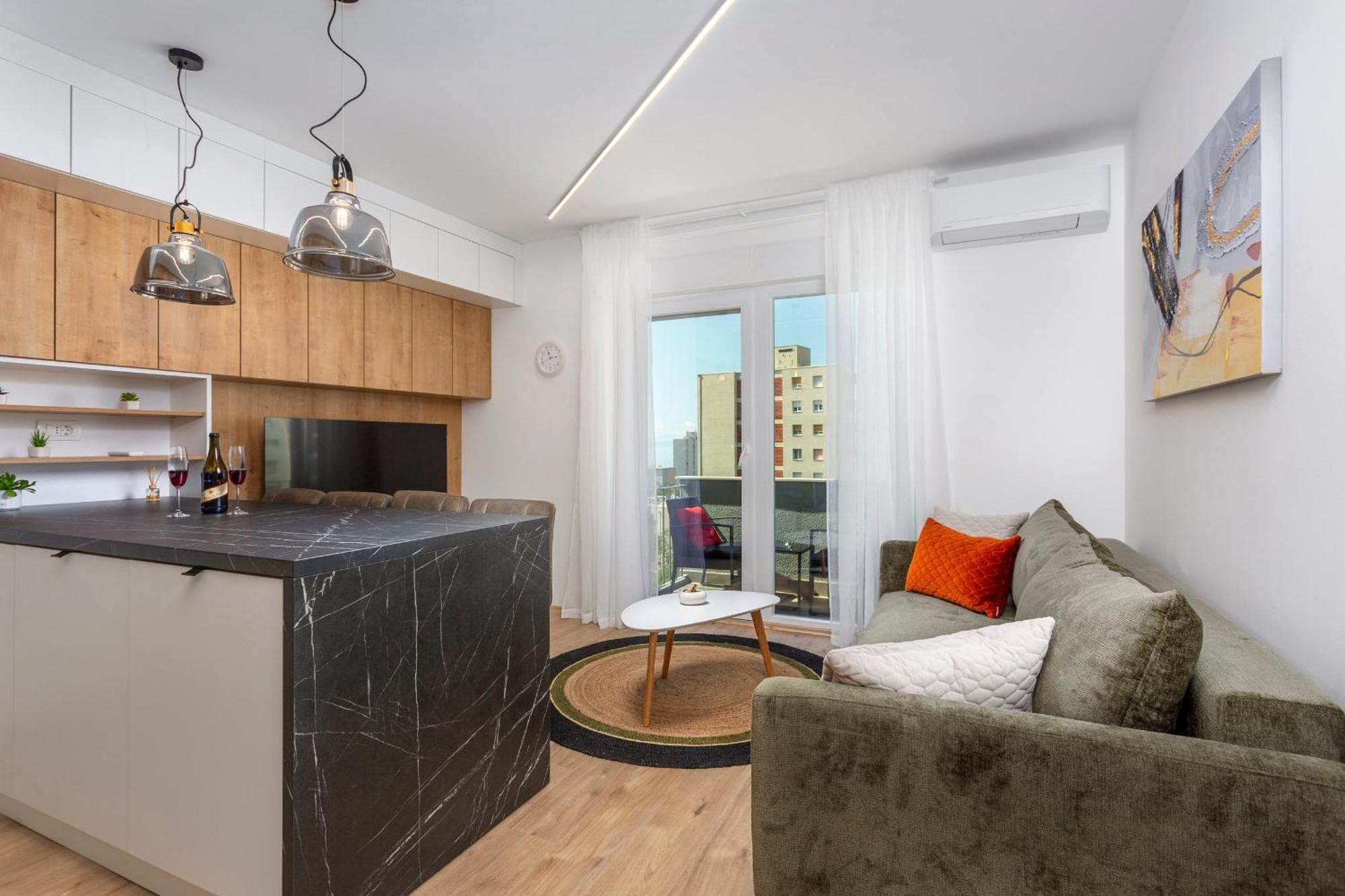Brand New Apartment Close To The Beach, City Center And University Of Rijeka - Apartment Karlo Exterior photo
